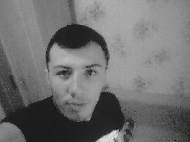  8348995  , 35 ,    -