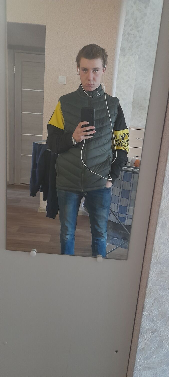  33740645  , 21 ,    