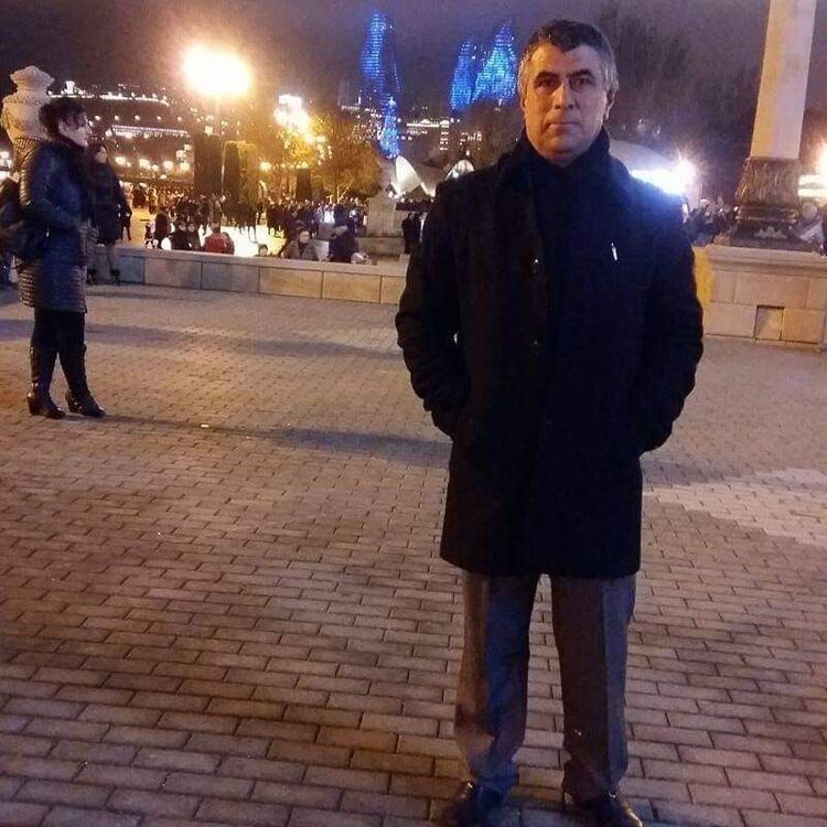  33082825  Kamal, 61 ,    