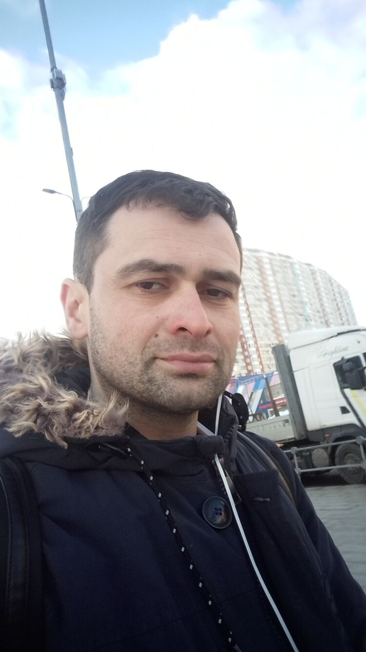  42091655  Ars, 33 ,    