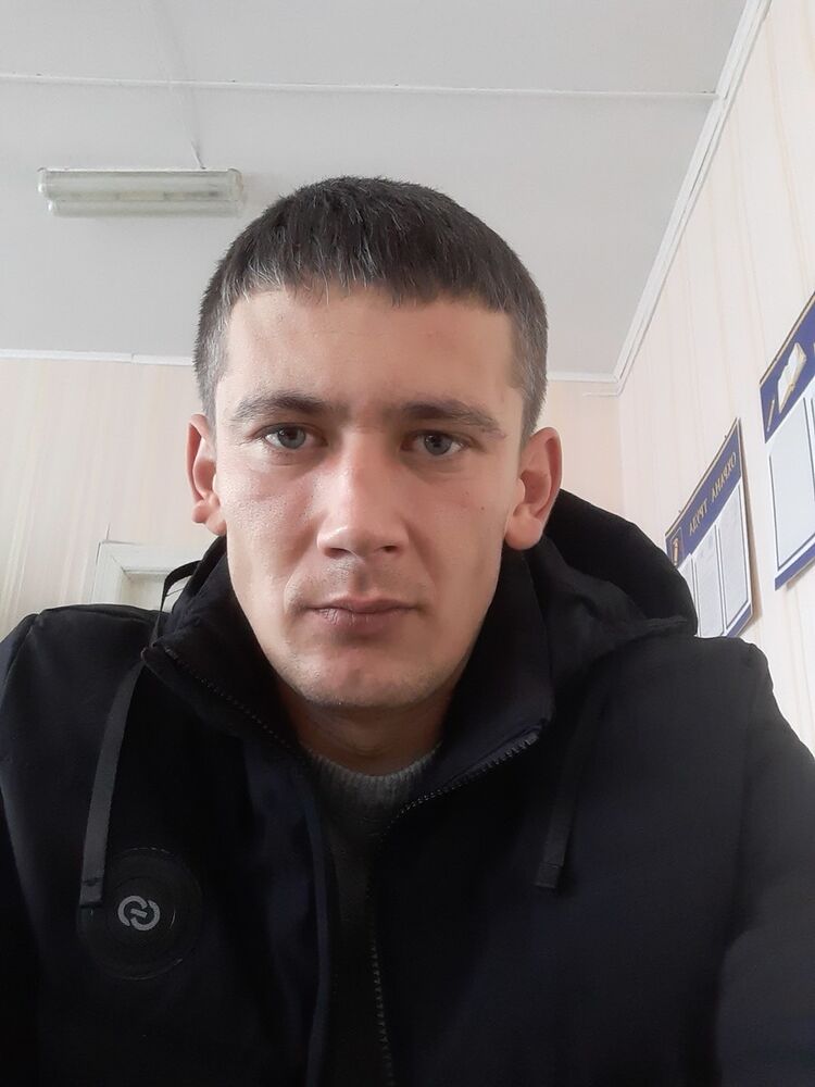  18302985  , 33 ,    