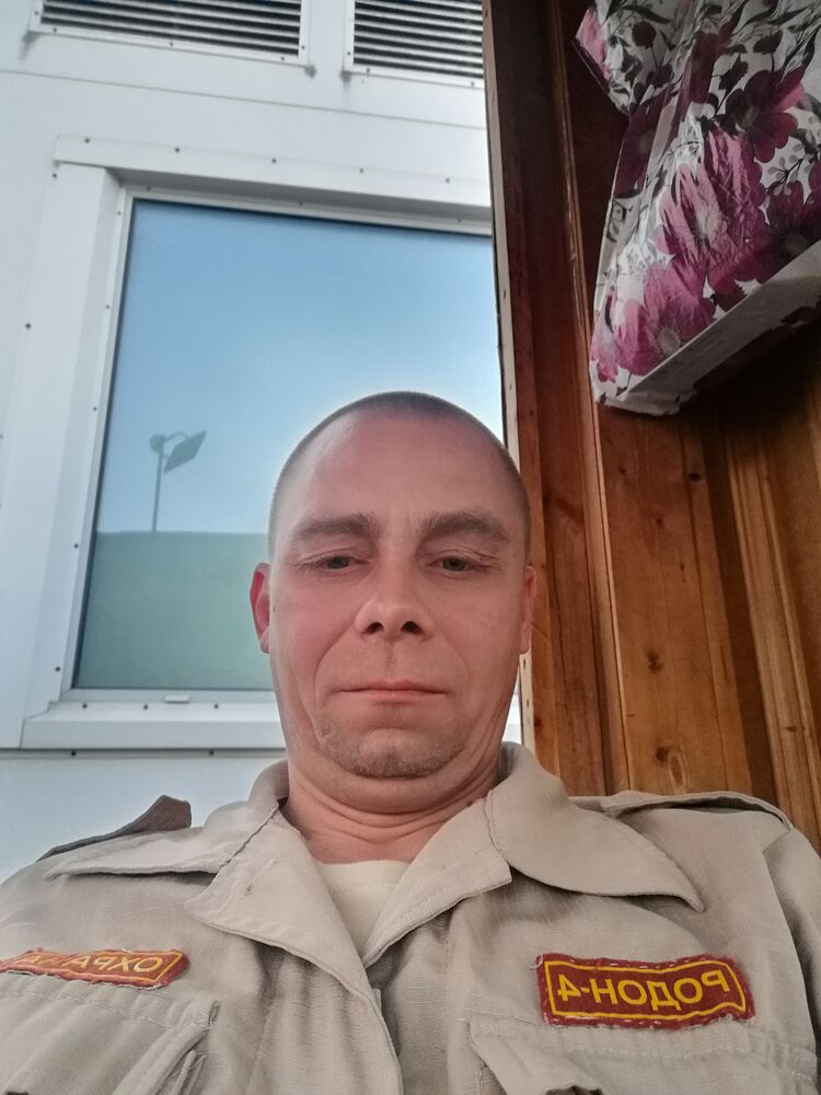  51042615  , 42 ,    