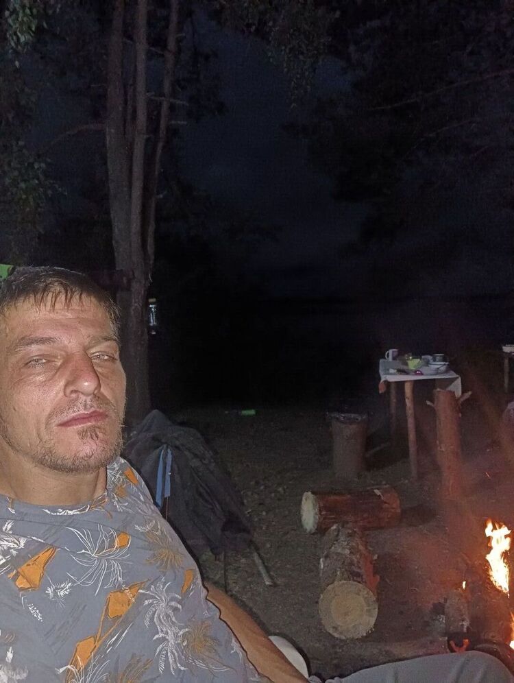  46773675  , 43 ,    