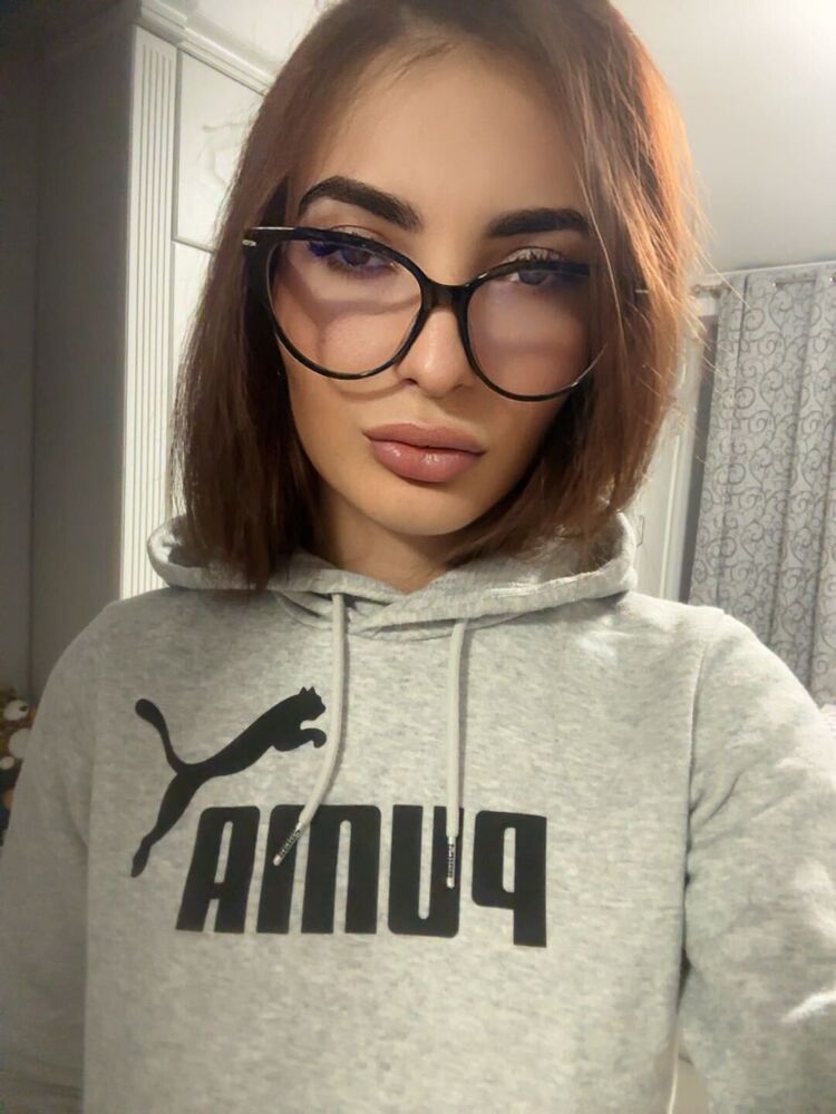  ,   Vera, 27 ,   ,   