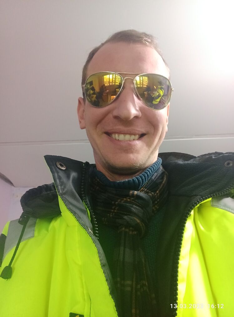  43255115  , 38 ,    