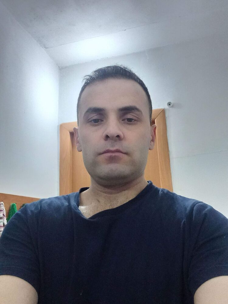  49313765  , 37 ,    