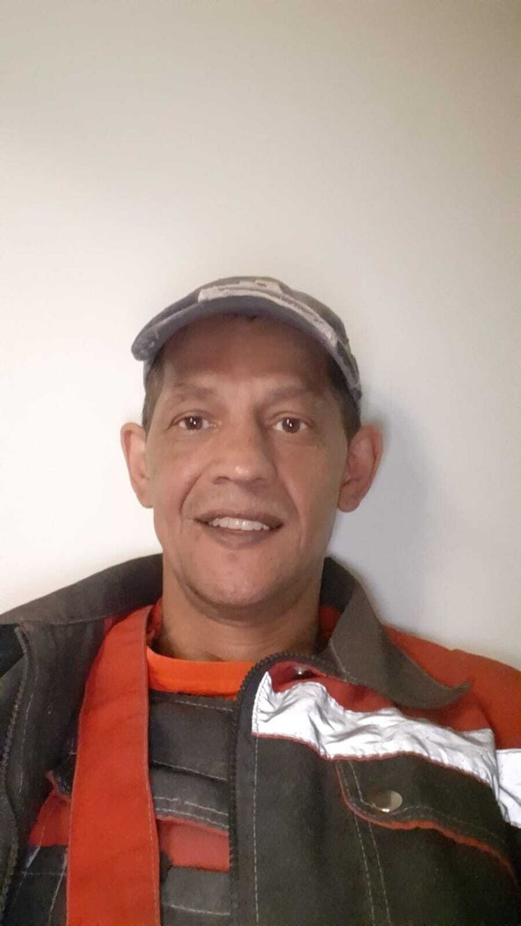  53833175  , 48 ,    