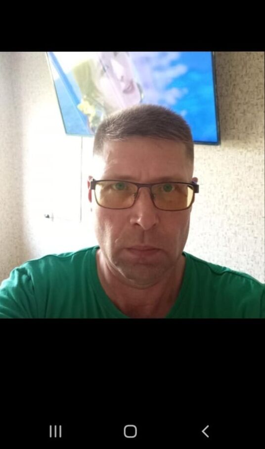  40828465  , 49 ,    