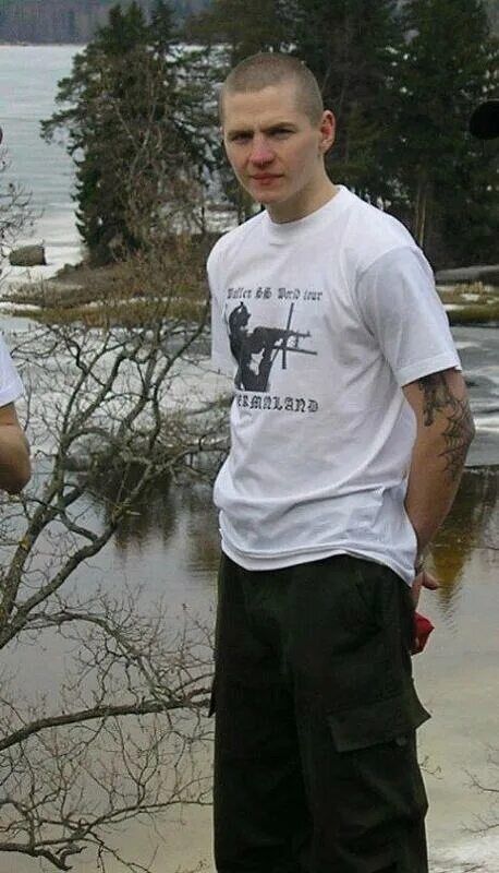  49691915  Yionrov, 18 ,    