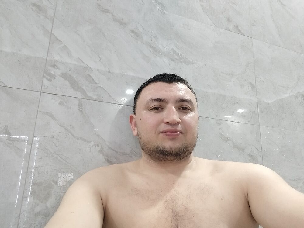  36684215  Maks, 34 ,    