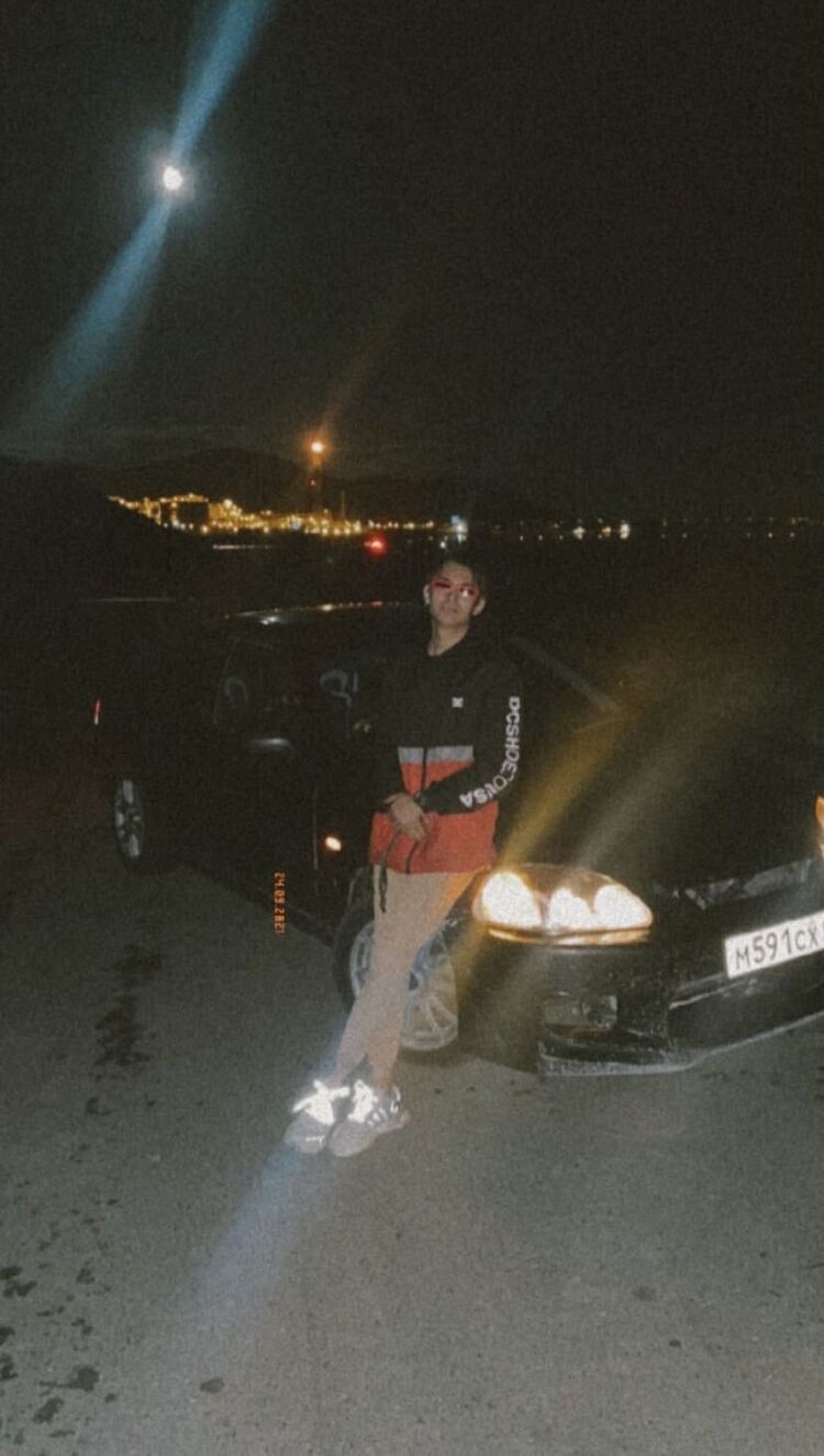  ,   Vadim Lee, 25 ,  