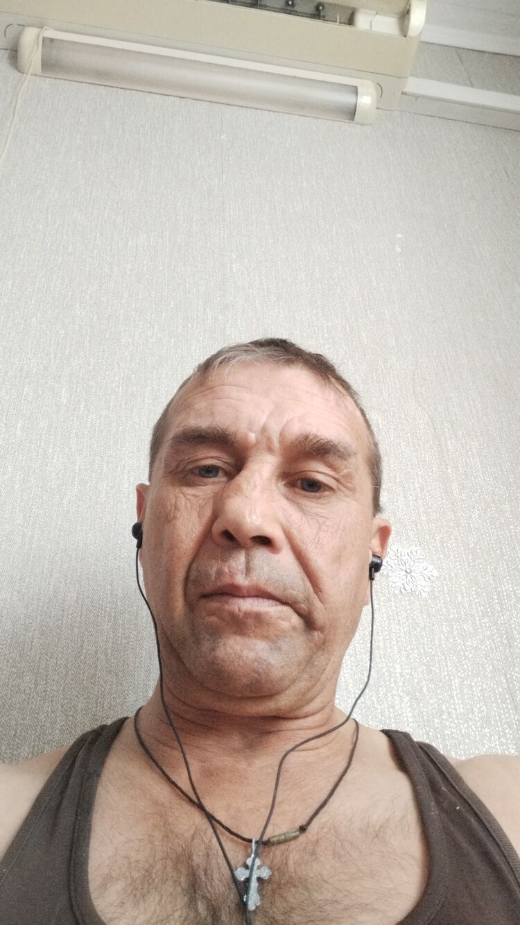  47392425  , 52 ,    