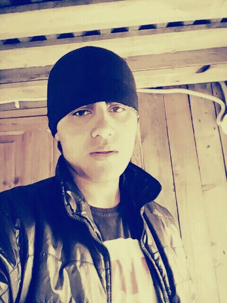  ,   Ismail, 27 ,   ,   