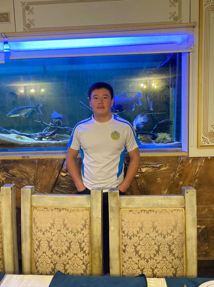  ,   Kazbek, 33 ,   ,   , c 