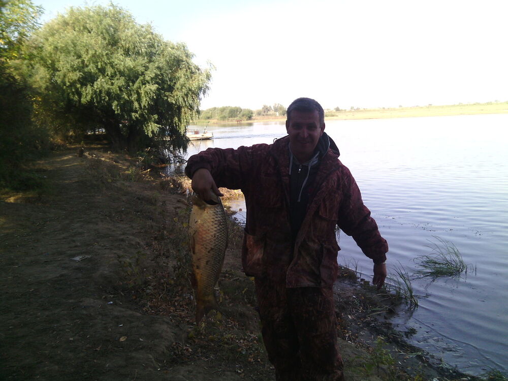  7828695  Alex, 47 ,    