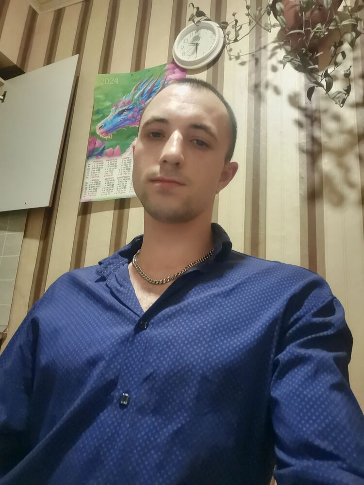  42933695  , 28 ,    