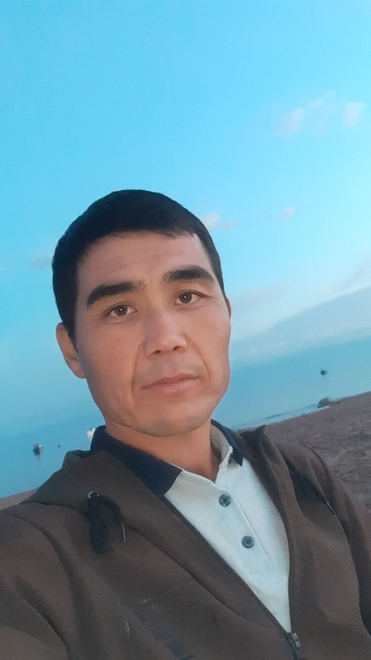  25066105  Baxtiyor, 34 ,    