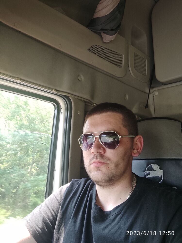  35310815  , 29 ,    