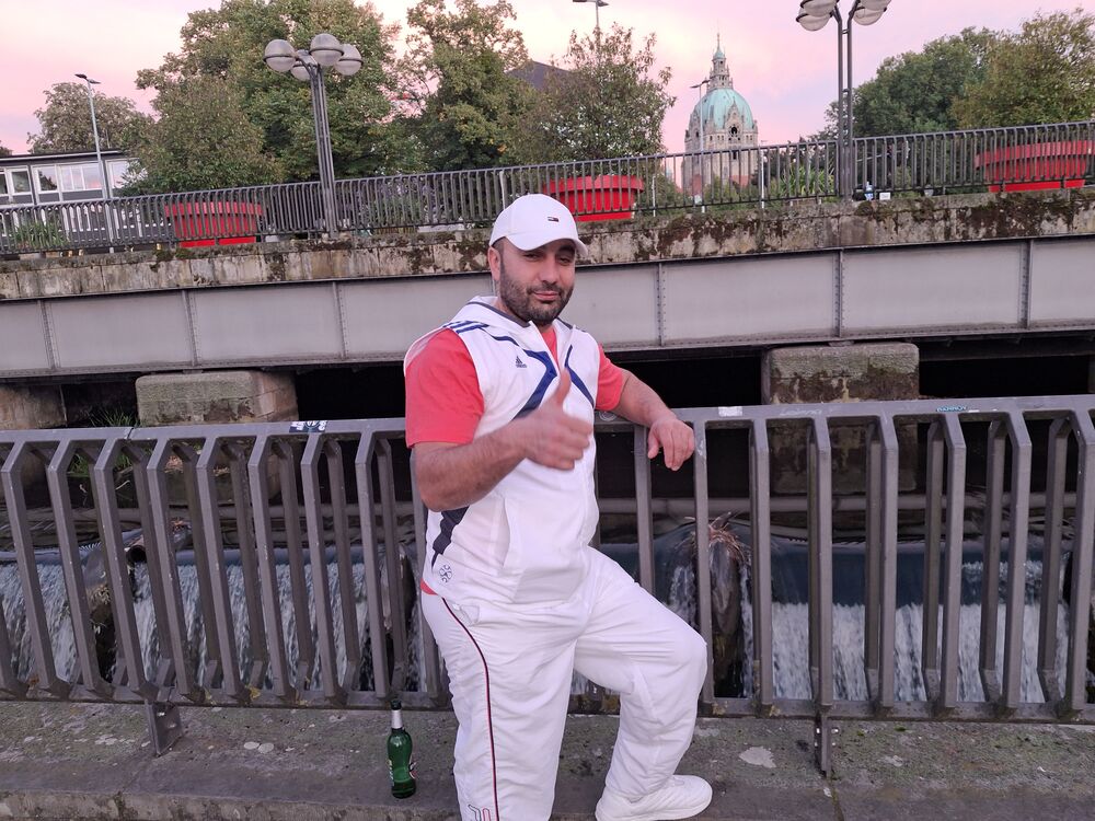 ���������� Alsbach-Hahnlein, ���� ������� Vaqif Vaqif, 36 ���, ������������ ��� ������, ����� � ���������