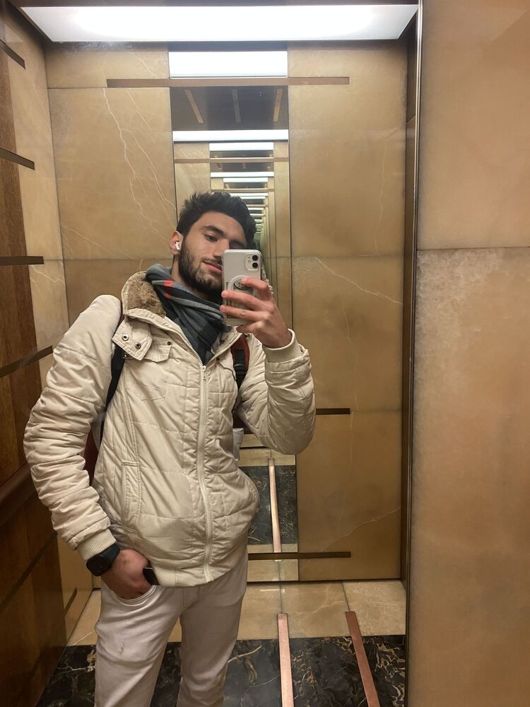  Beirut,   Hadi, 22 ,   ,   , c 