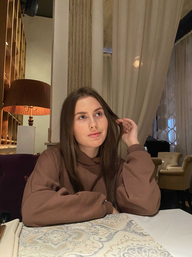  44663575  , 26 ,    -