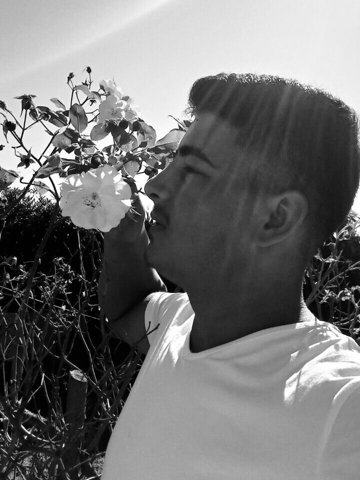  23867815  Sergiu, 32 ,    Cotonou