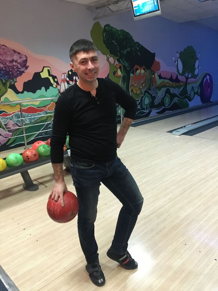  ,   Mihail, 32 ,   ,   , c 