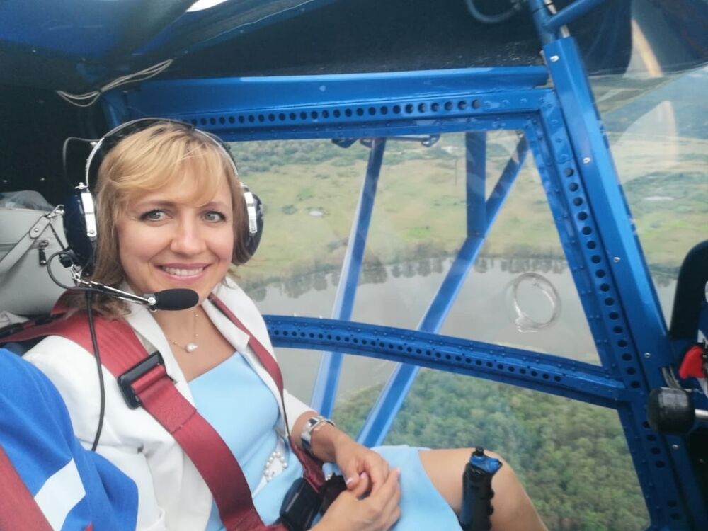  53231615  Lora, 43 ,    