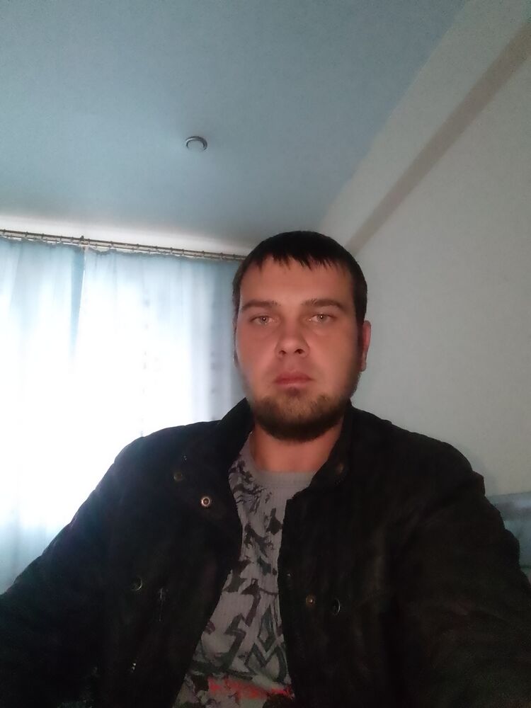  46940295  , 32 ,    