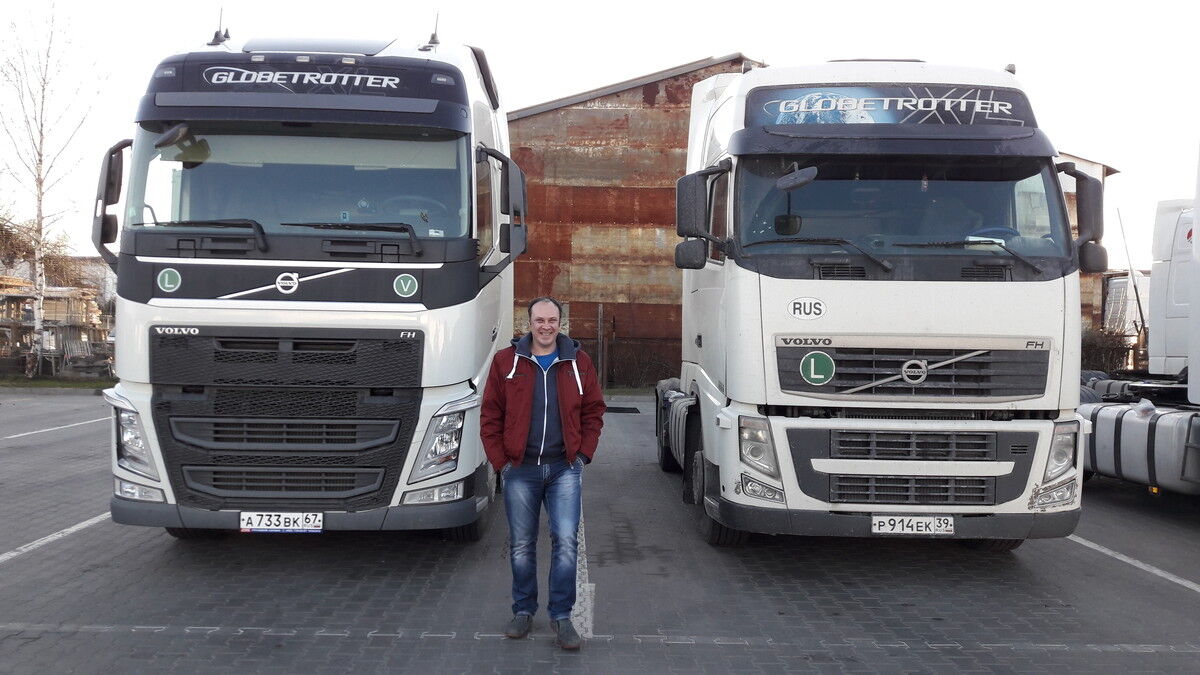  10374405  ALEX MAX, 44 ,    