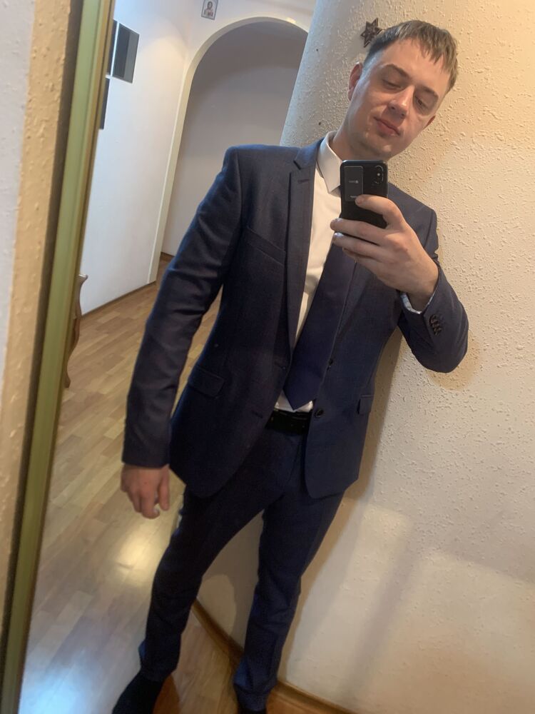  52885935  , 39 ,    