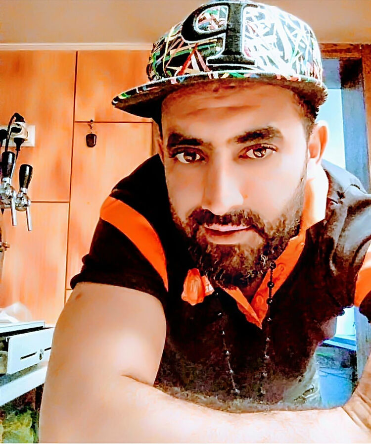 ���� 18568175 ������� ��������, 44 ����, ���� ���������� � ���������������