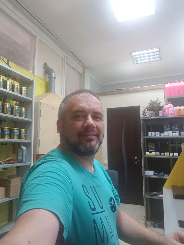  ,   Serge, 49 ,   ,   , c 