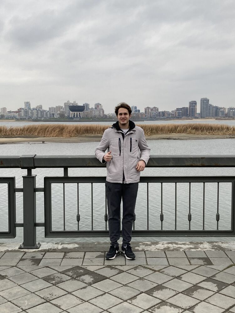  ,   Vladimir, 22 ,   ,   