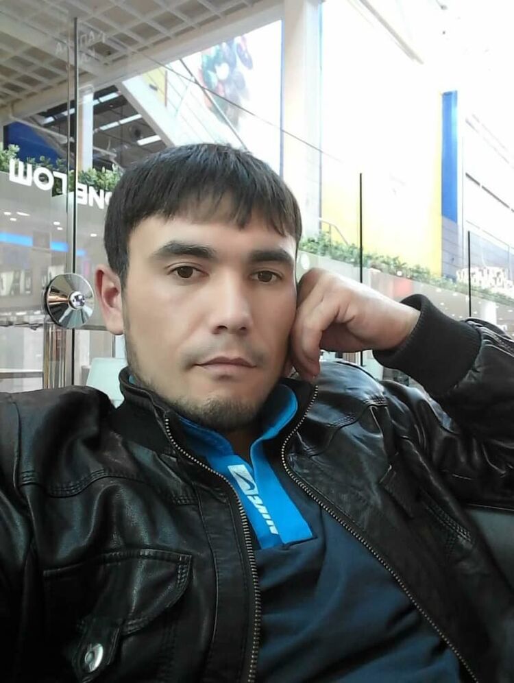  18755845  Azamad, 36 ,    