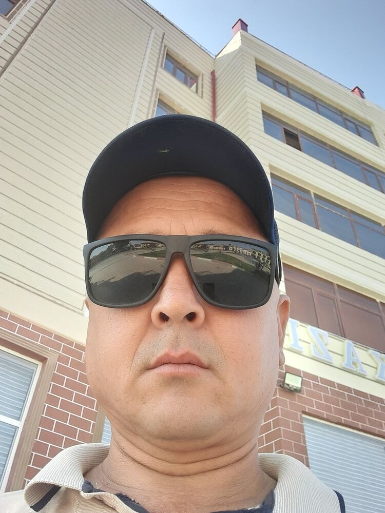  38115345  Olmas, 46 ,    
