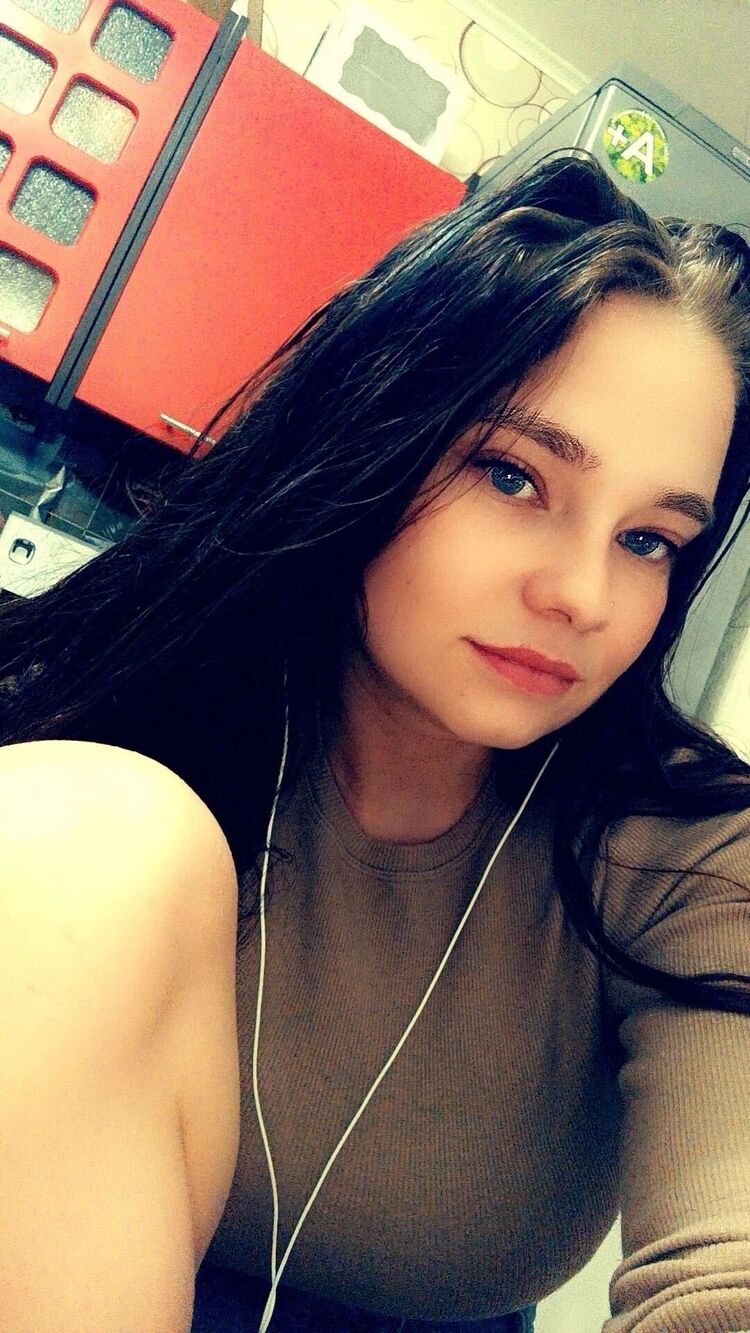  49570995  , 27 ,    