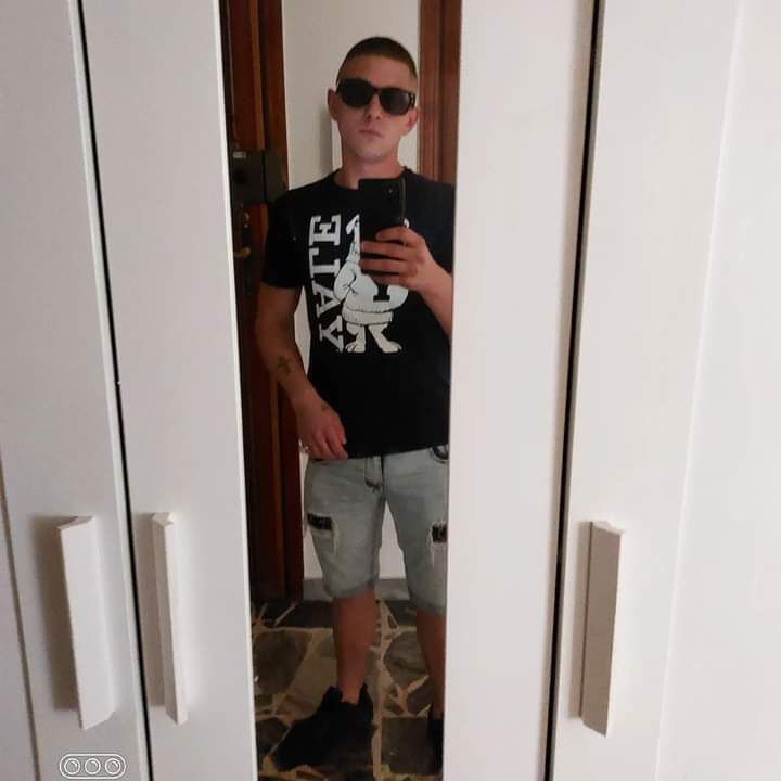  32304185  Vasyl, 28 ,    Druento