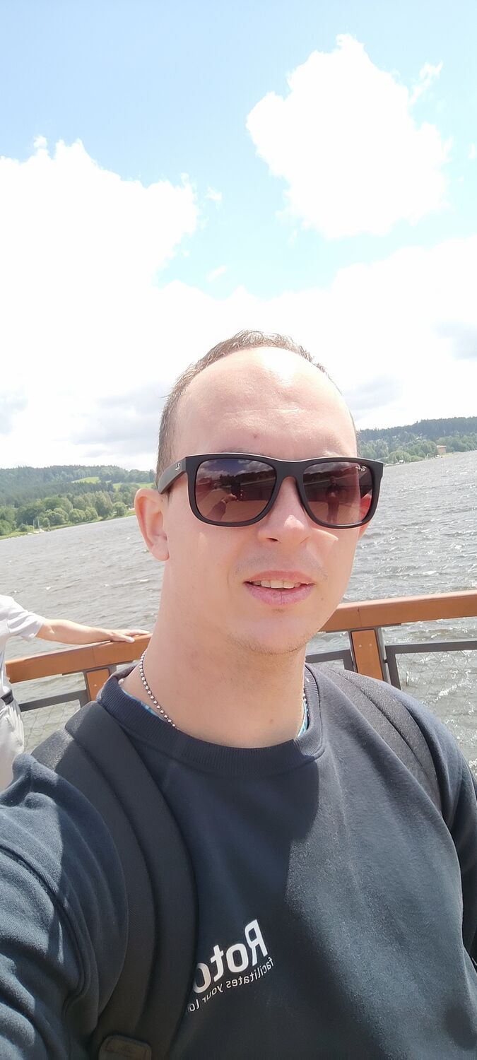  ,   Vladyslav, 32 ,   ,   