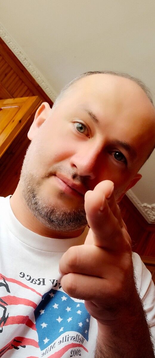  18625555  Resmus, 39 ,    