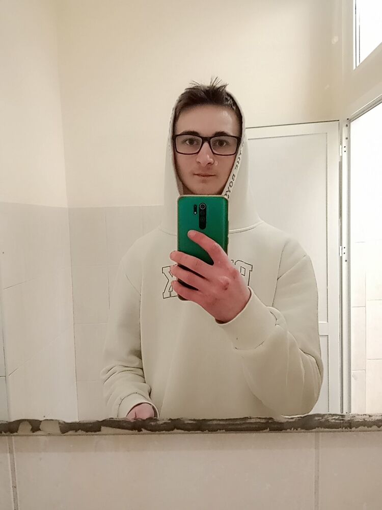 ���� 42454235 ����� Adrian, 19 ���, ���� ���������� � ��������