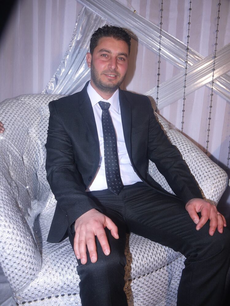  23270545  Mondheur, 43 ,    Tunis