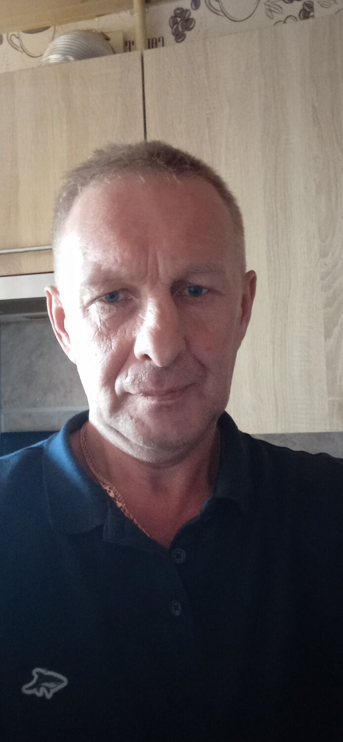  28140665  Vlad, 53 ,    -