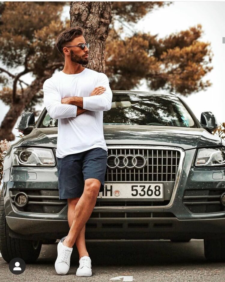  43231135  Carl, 40 ,    