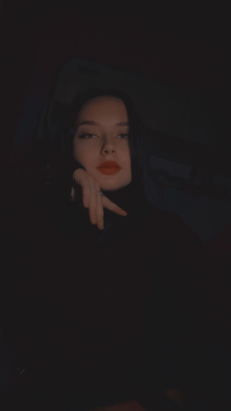  47023555  , 21 ,    