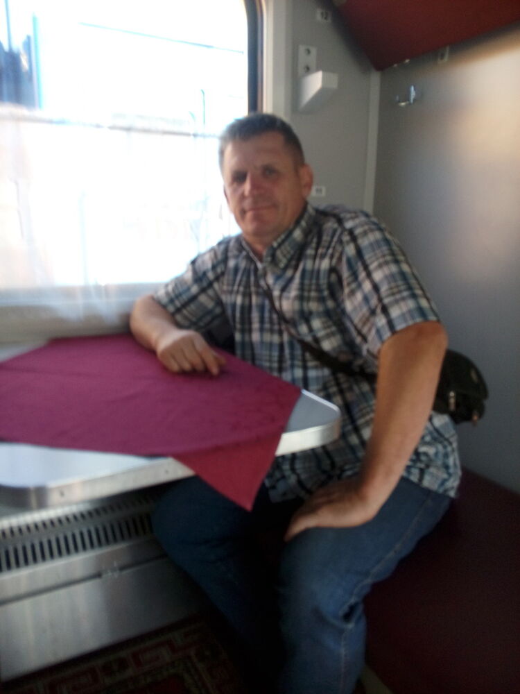  15071645  Victor, 54 ,    