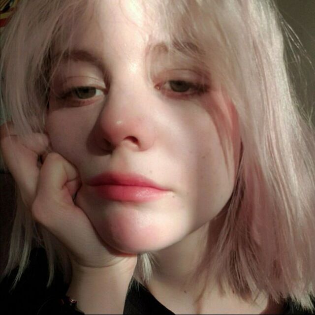  44610485  , 27 ,    -