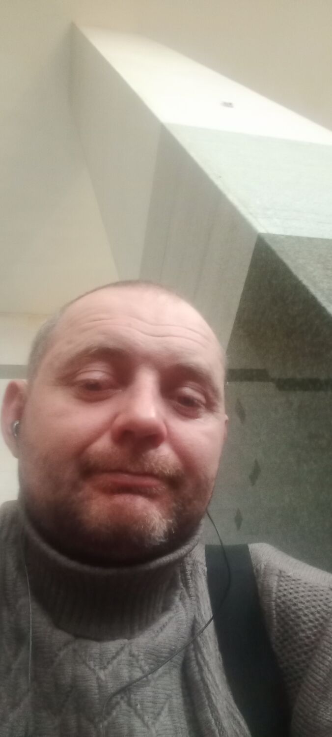  40978295  , 36 ,    