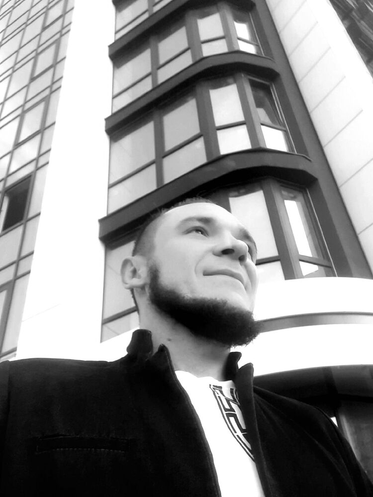  ,   Dmitrij, 25 ,   ,   