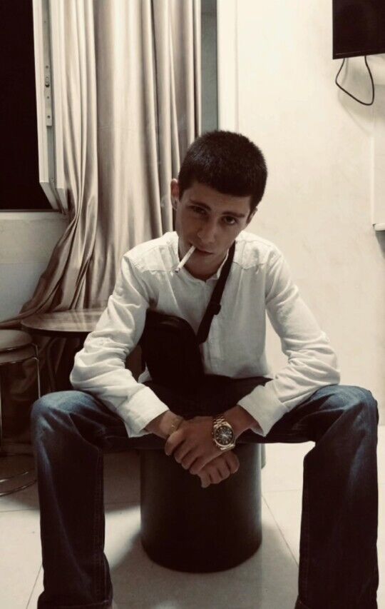  43053885  Eeeee, 20 ,    